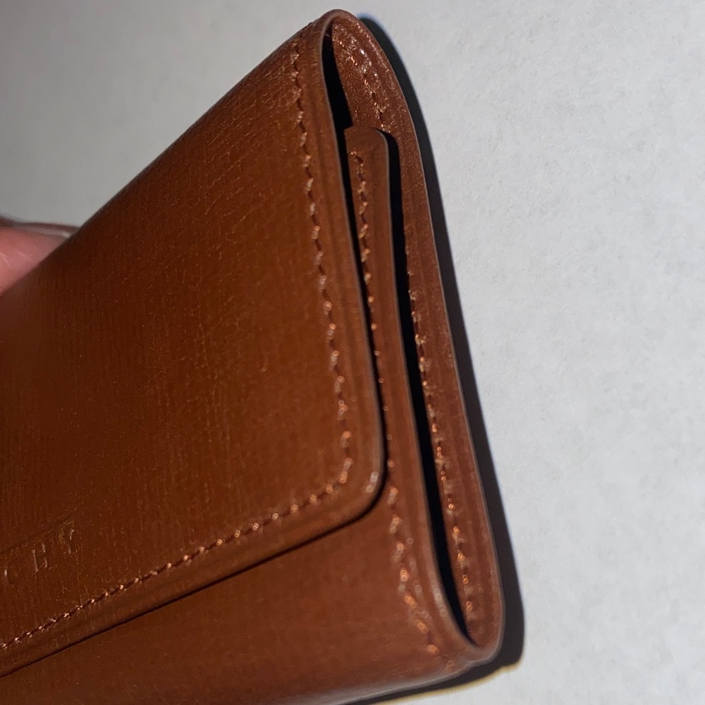 Givenchy Chestnut key case - Picture 9 of 9